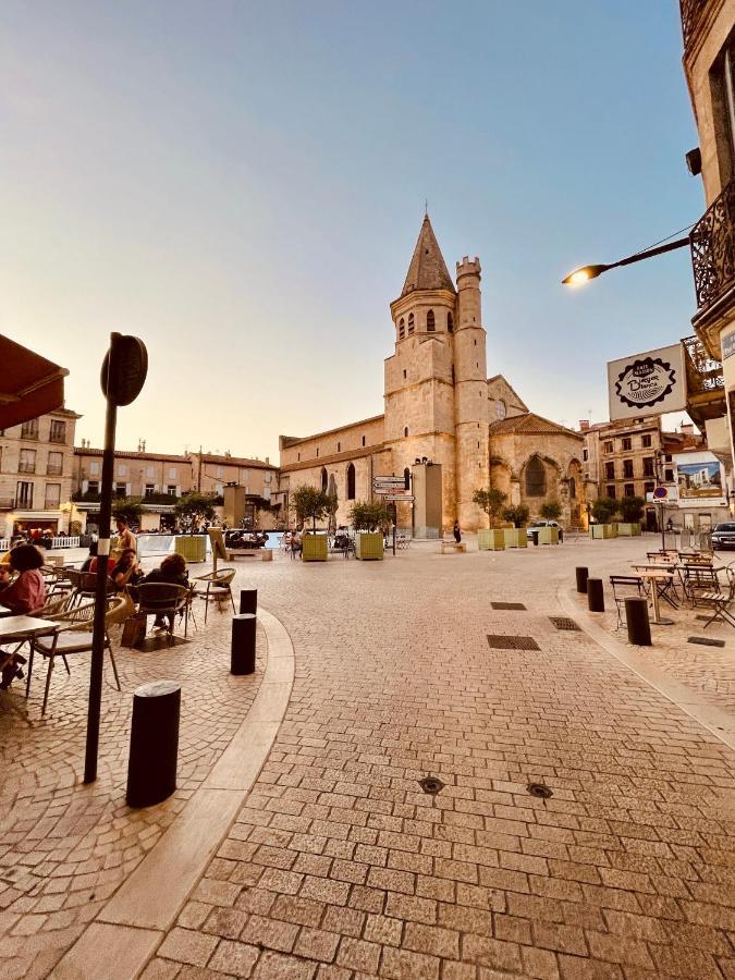 Superbe T3 en plein Centre Ville rénové avec goût! Béziers Exterior foto